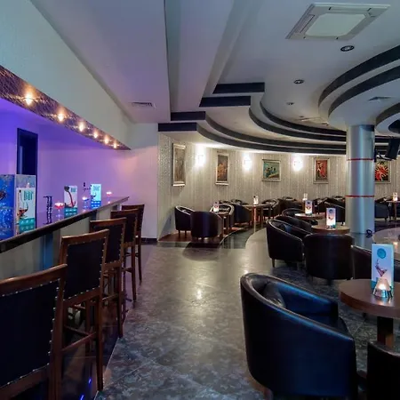 度假村 Alba Royal (adults Only) 5*