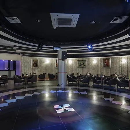 Alba Royal (adults Only) Side